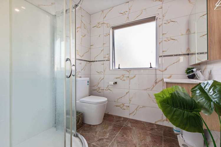 2/21 Te Atatu Road Te Atatu South_12