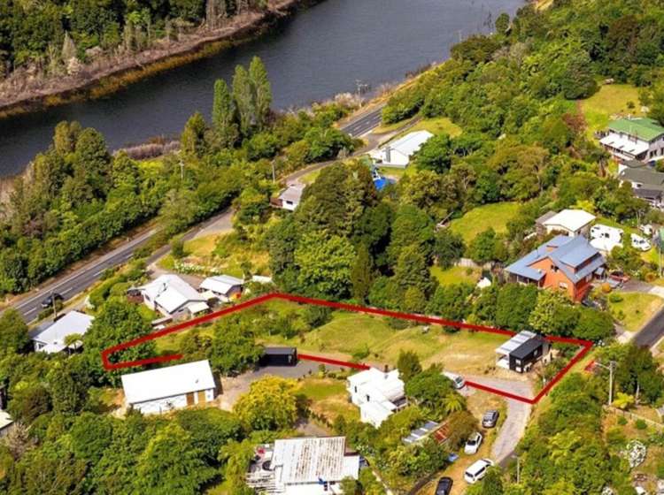 37 Oxford Road Lake Rotoma_34