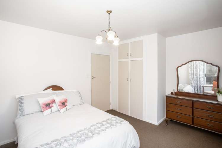 67 Moffat Drive Lincoln_13