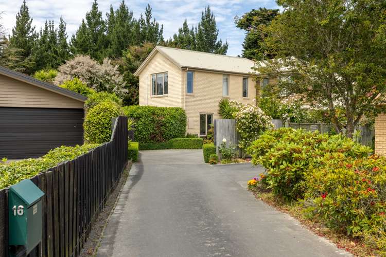 16 Len Hale Place Parklands_21