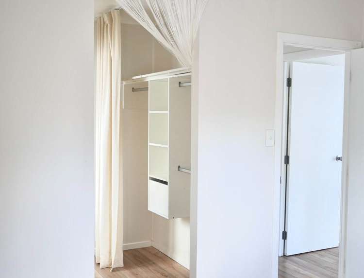 27 Marina Road Torbay_7