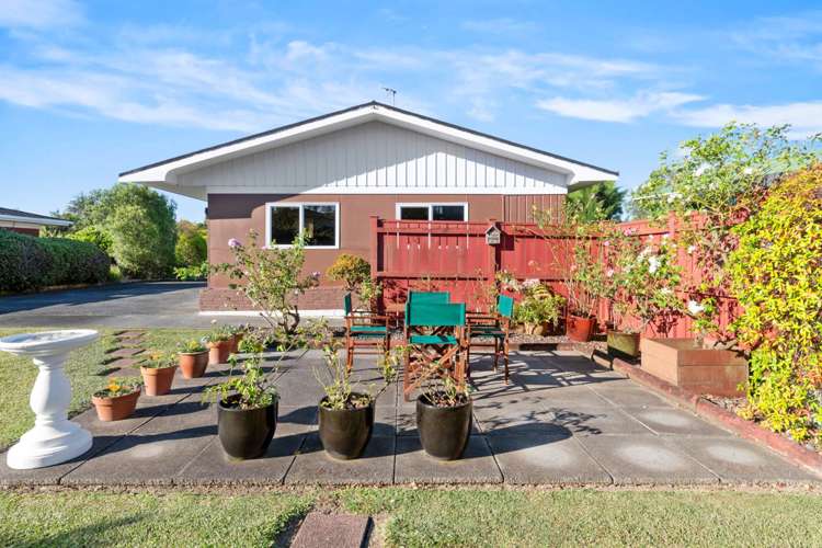 16 Imatra Place Sunnyhills_16