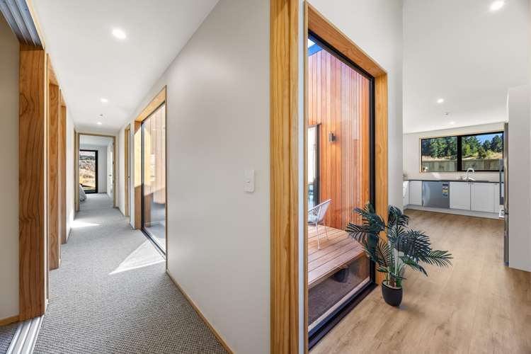 67 Pounamu Avenue Wanaka_12