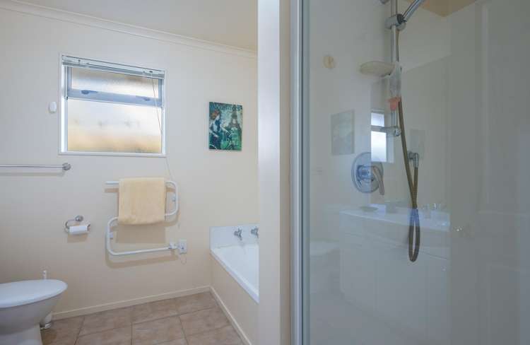 5 Sorrento Way The Wood_13