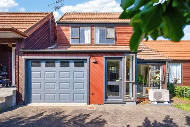 Private, Sunny & Perfectly Positioned