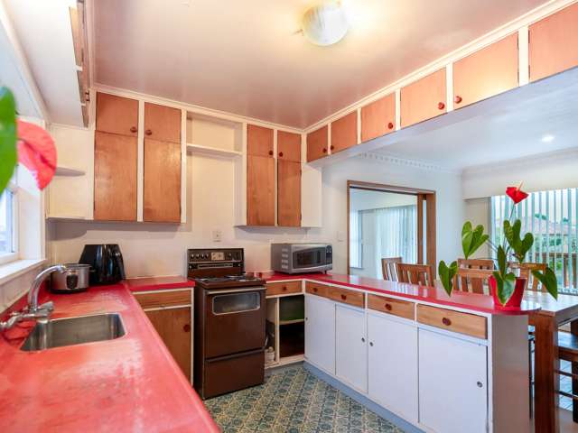 42 Shirley Avenue Papakura_3