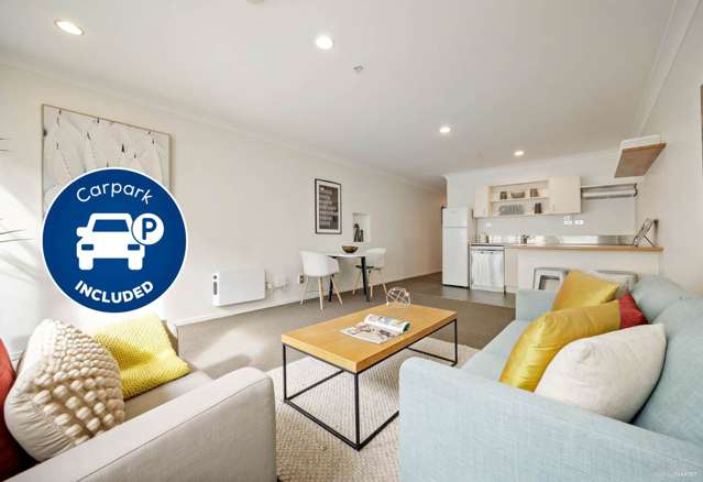 Spacious 1 Bedroom with Carpark!