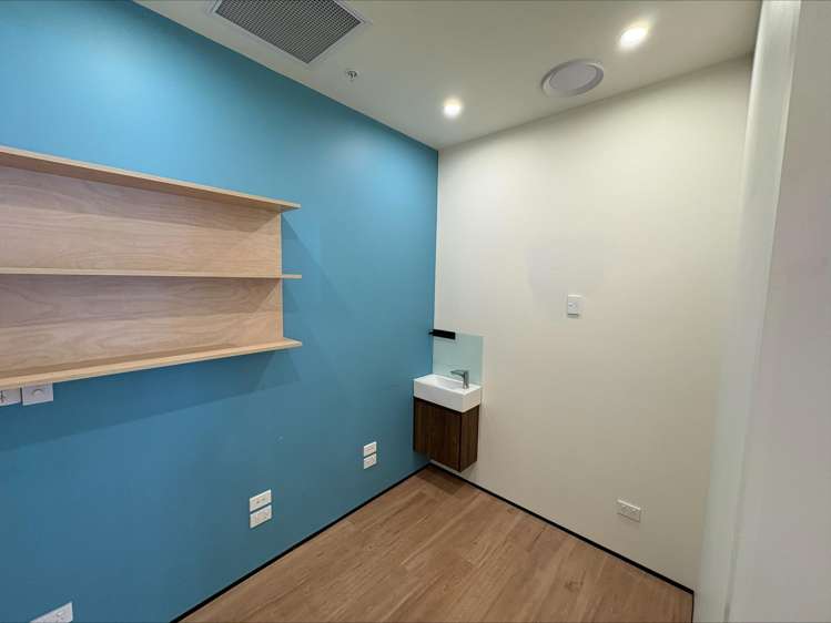 G4/255 Broadway Newmarket_4