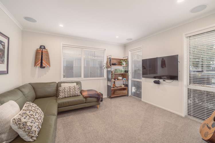 22 Chartwell Street Burwood_8