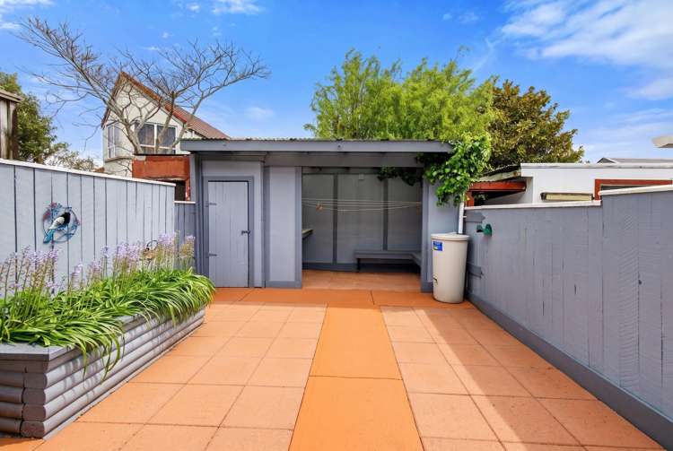 8/8 Tawai Street Trentham_10