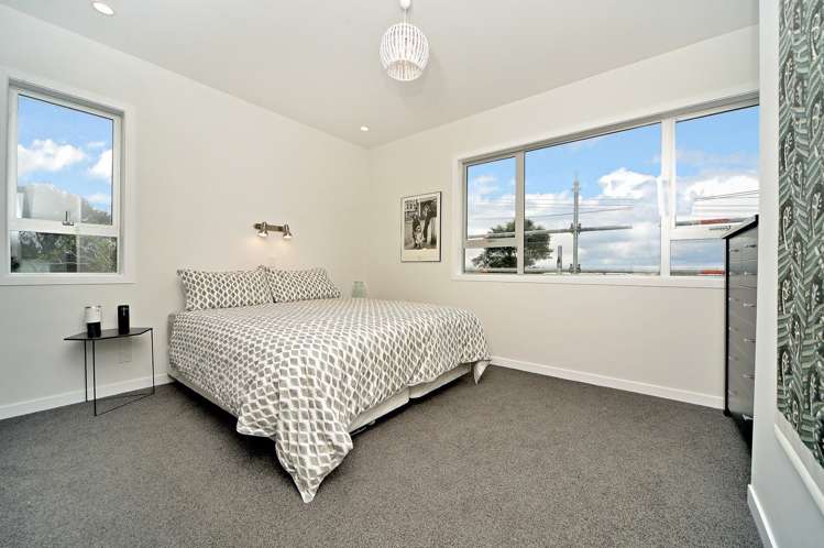 27 Fairlands Avenue Waterview_8