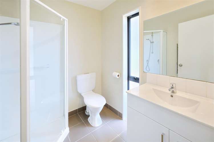 9b Ferndown Lane Bromley_9