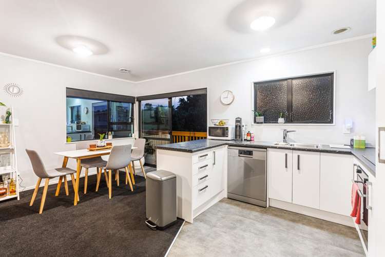 59 Reynella Drive Massey_0