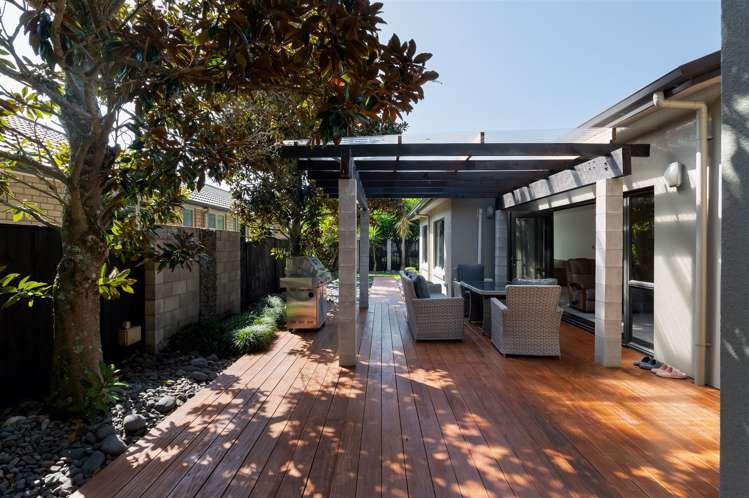 22 Palliser Drive Huntington_11