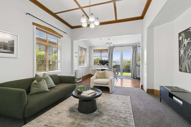 59 Queens Drive Lyall Bay_1