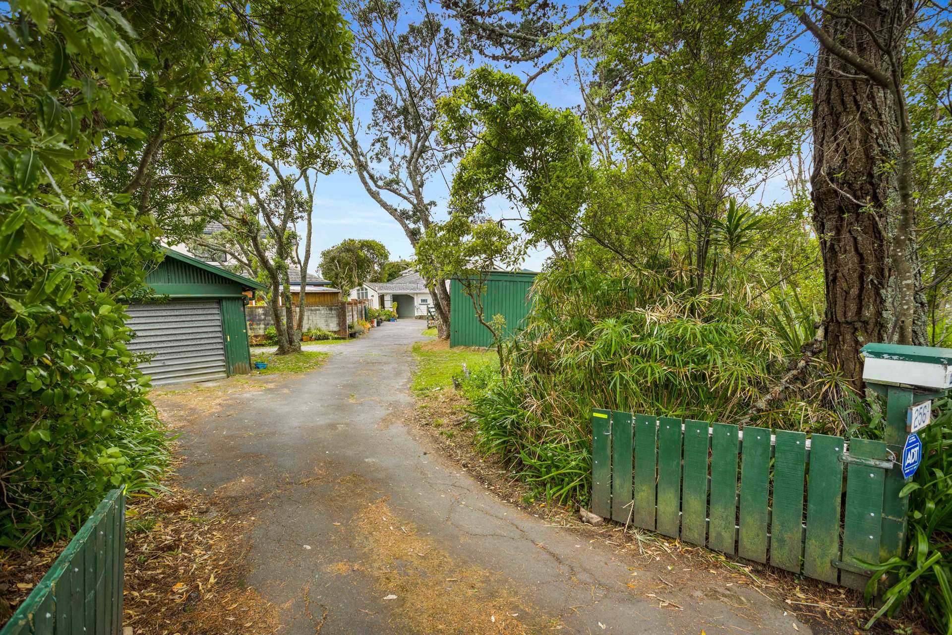 256 Titirangi Road Titirangi_0