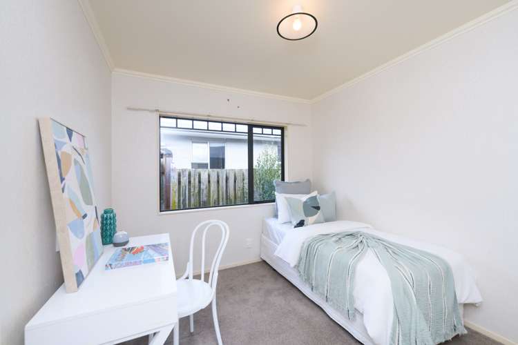 8 Suffolk Crescent Feilding_12