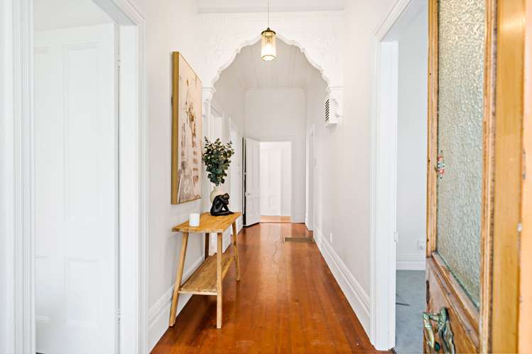 56 Waiatarua Road Remuera_17