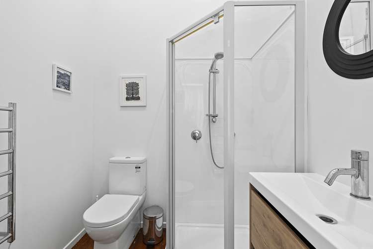 17 Myrtle Crescent Mount Cook_11