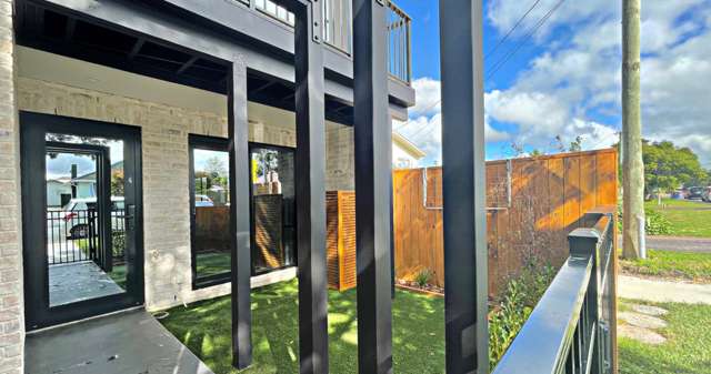 4/137 Tirimoana Road Te Atatu South_4