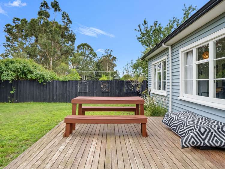 28 Ashworths Road . Amberley_21