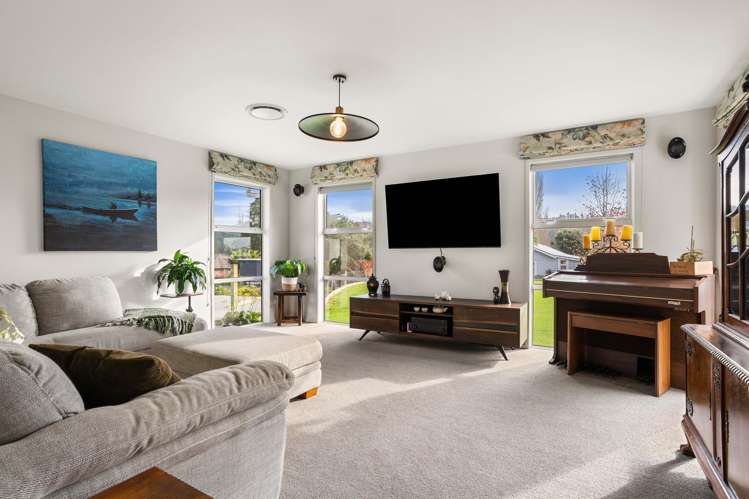 14 Manuka Drive_4