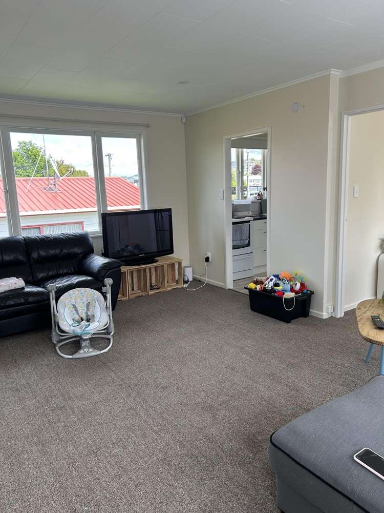 a/124 Kenny Street Waihi_2