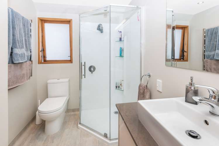 54 Cheriton Road Mellons Bay_17