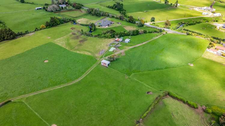 165 Oxford Road Okato_20