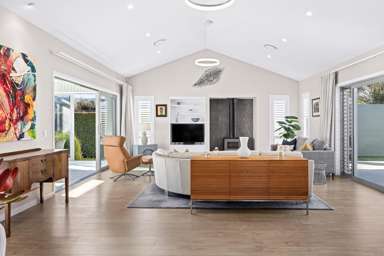 8 Point Wells Road_4