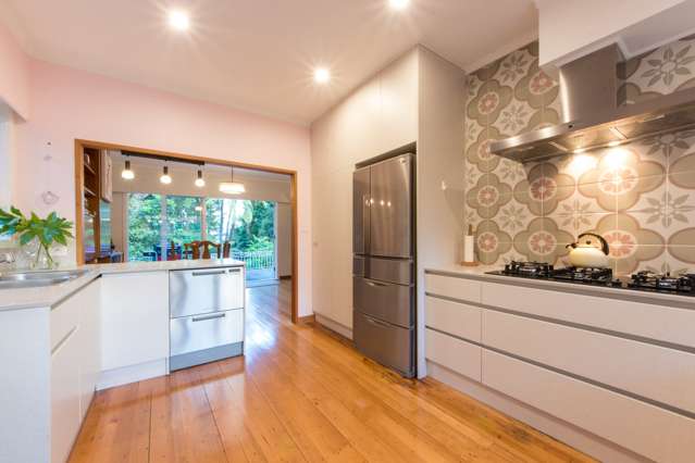 31 Awhiorangi Promenade Swanson_3