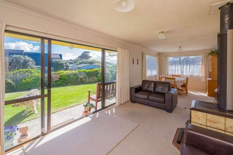 40 Moana Street Otaki Beach_1