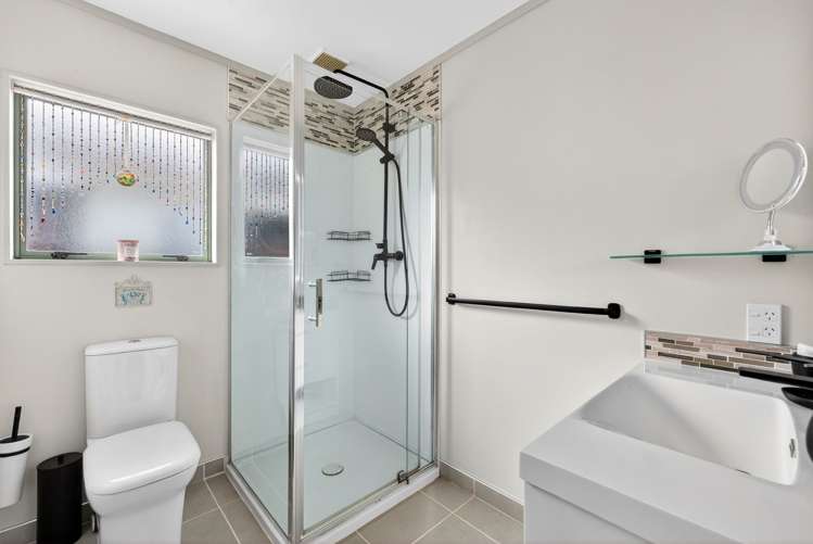 11C School Road Tuakau_10