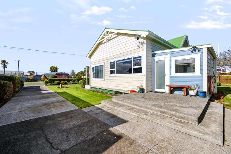 22 Fitzroy Street Normanby_15