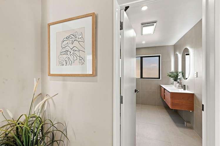 17D Rock Isle Road Torbay_6