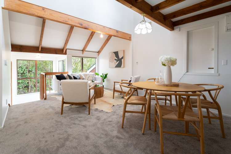 18 Roys Road Plimmerton_6