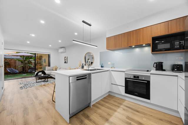 5/9 Flanshaw Road Te Atatu South_4