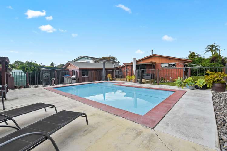 37 Pulham Crescent Queenwood_14