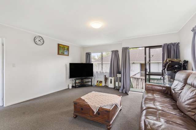 2/10 Ennis Avenue Pakuranga Heights_4