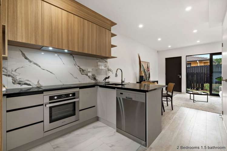 8/39 Brandon Road Glen Eden_5