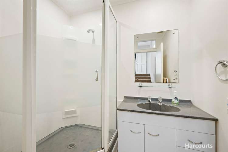 2/14 Duncan Street Tawa_11