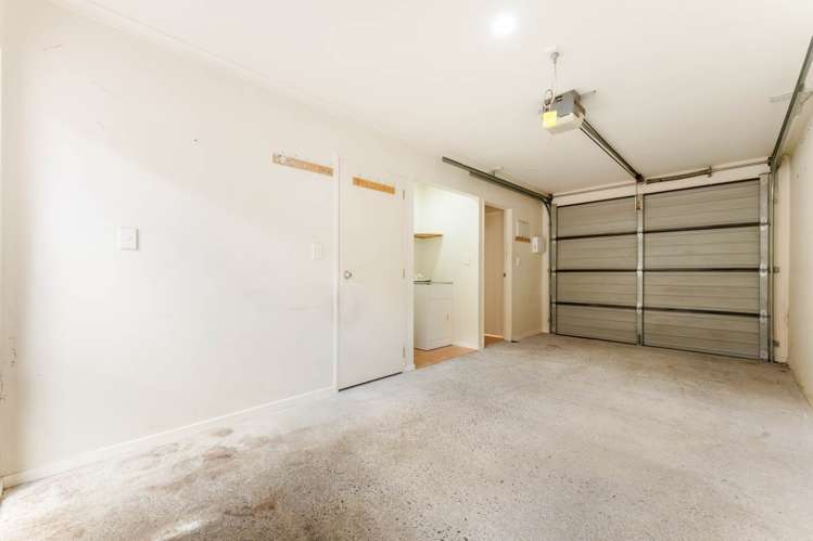 10/2 Arawa Street New Lynn_14