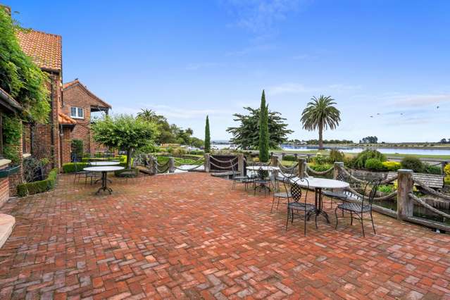 2 Quiet Woman Way Nelson_3