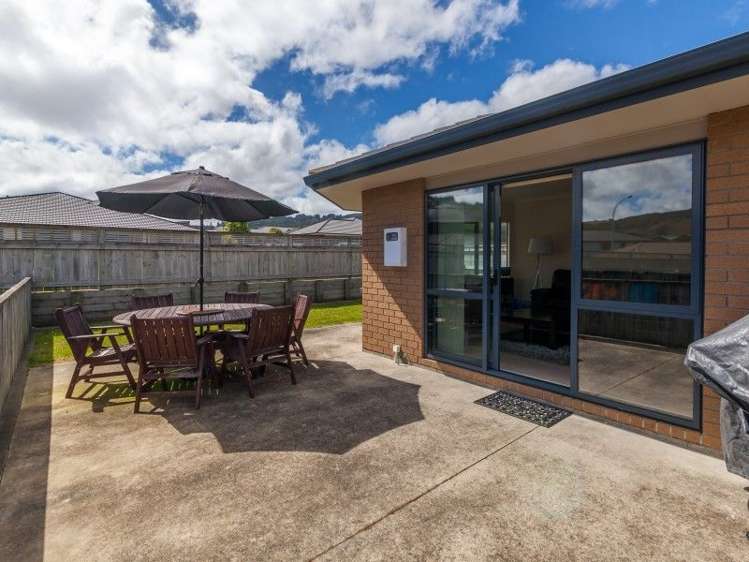 54 Percy Kinsman Crescent Riverstone Terraces_19