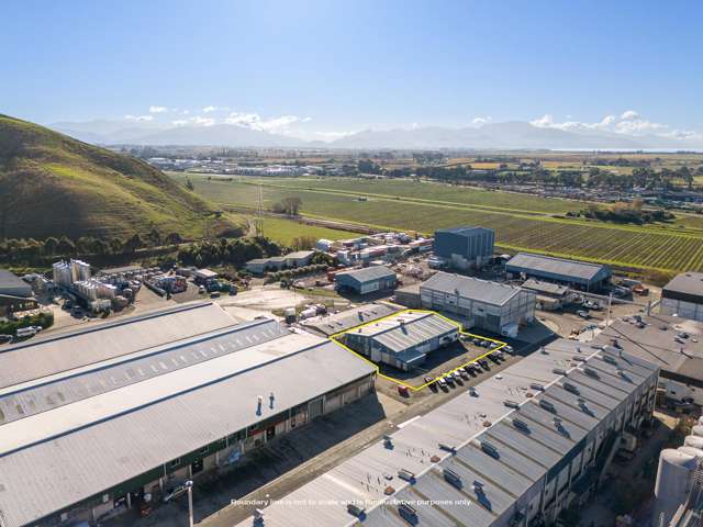 Industrial Warehouse Opportunity For Lease!