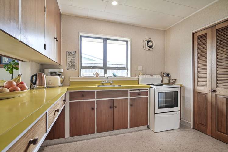 922 Florence Street Raureka_5