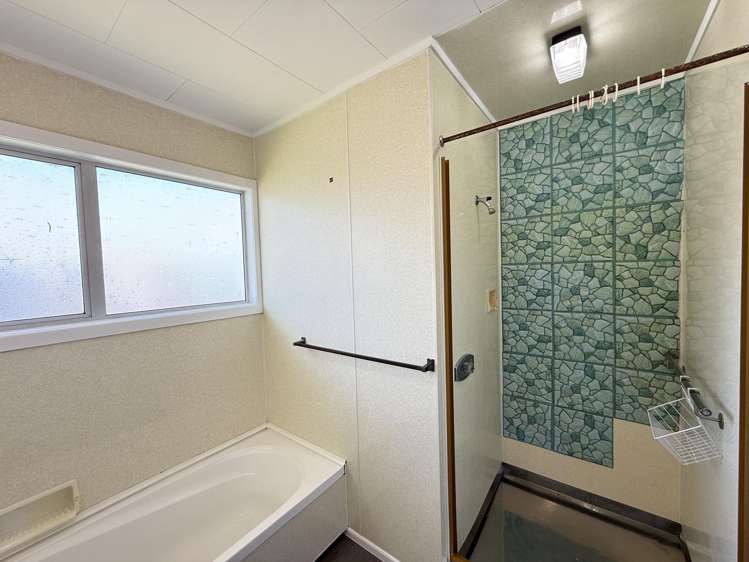 27 Blake Street Waitara_13