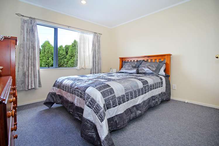 2/10 Lowburn Place Clover Park_5