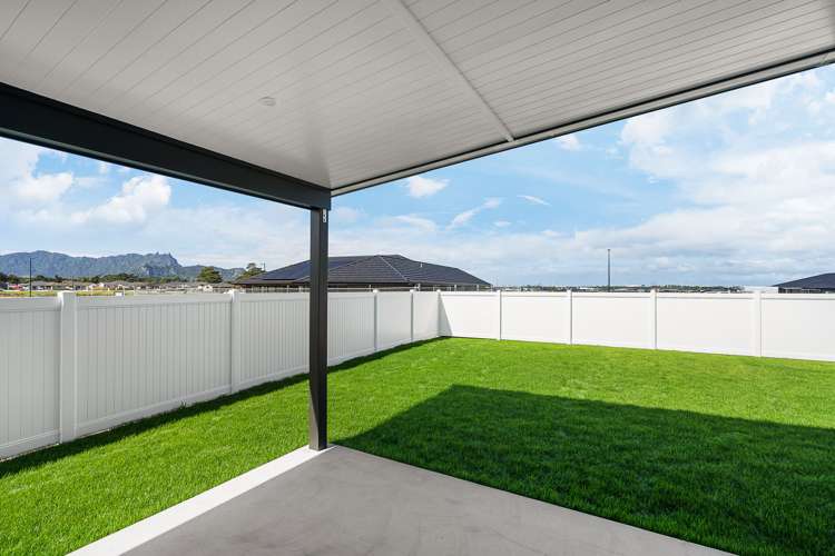 19 Te Piriti Road One Tree Point_11