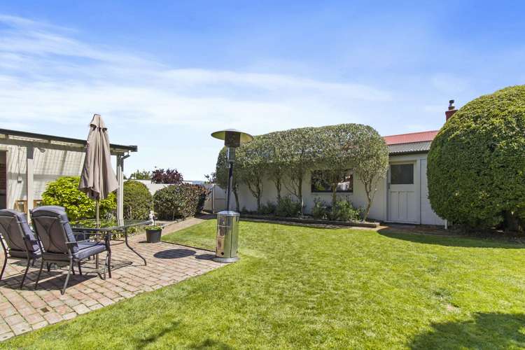 19 Hillview Crescent Highfield_24